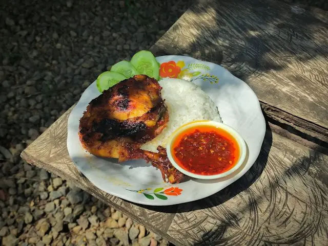 Ayam taliwang pedas